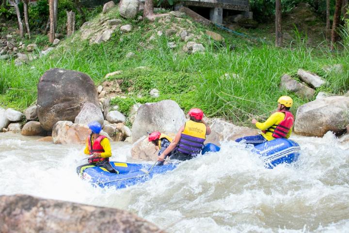 Rafting & Explore jungle